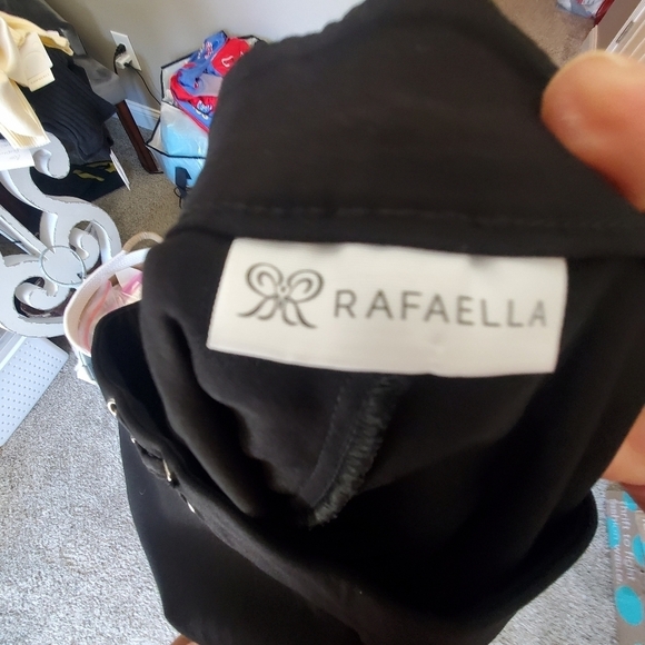 RAFAELLA. Black capri.  Pull on NWT. Sz 14. Moves with you. - Picture 5 of 6
